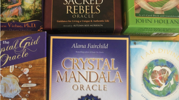 Register for The Fun with Oracle Cards Class, Online May 13, 2020