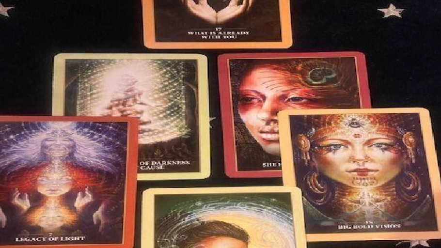 Upcoming Class - Oracle Card Spreads for Guidance on Zoom